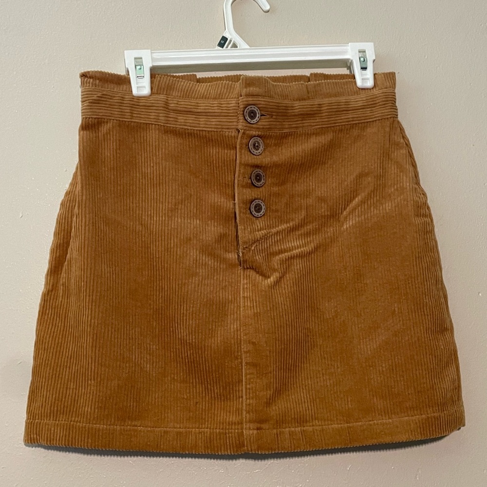 Suede yellow skirt